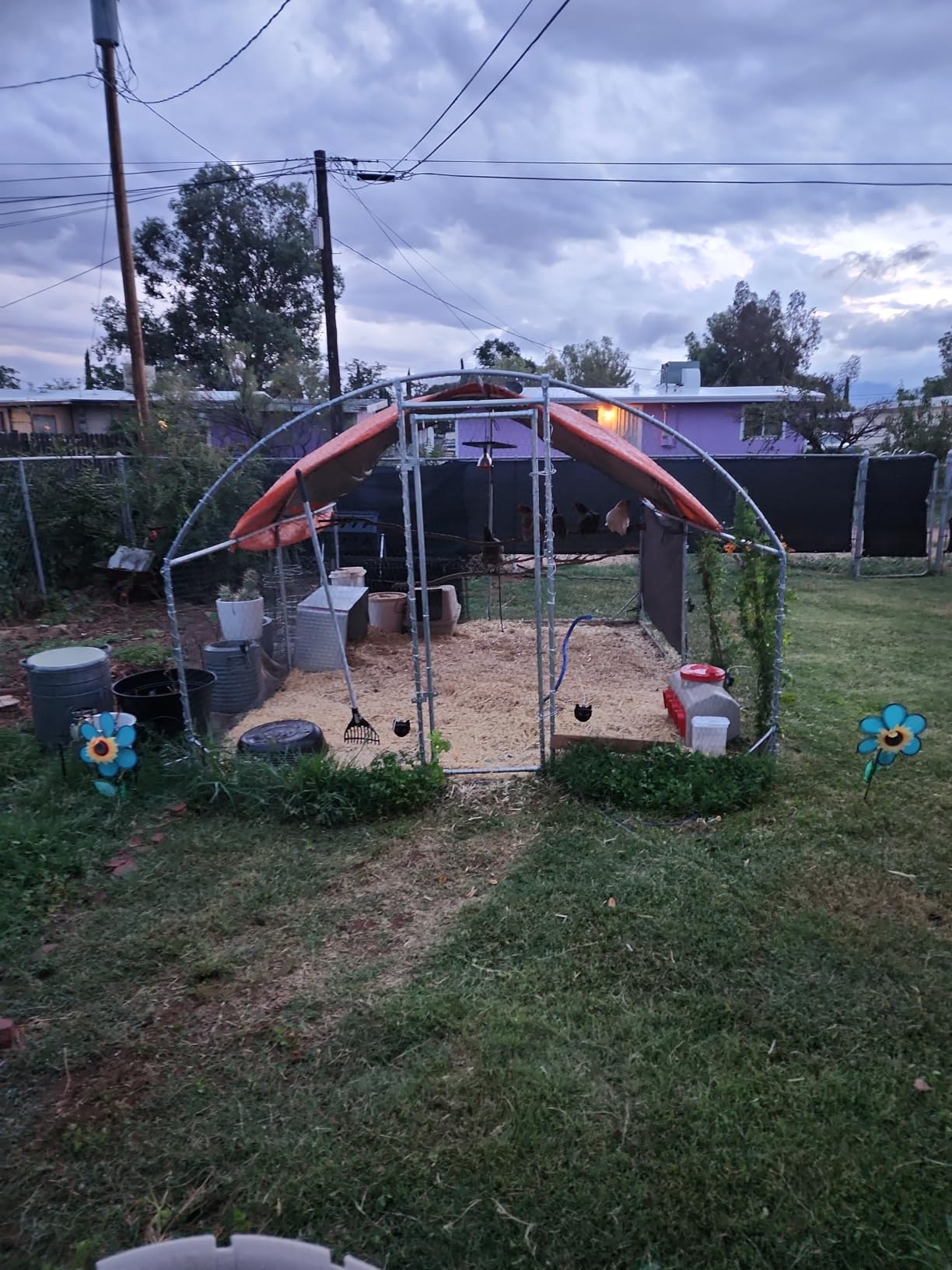TOLEAD Large Metal Chicken Coop Upgrade Tri-Supporting Wire Mesh Chicken Run,Chicken Pen Walk in with Water-Resident and Anti-UV Cover,Duck Rabbit House Outdoor(374.4