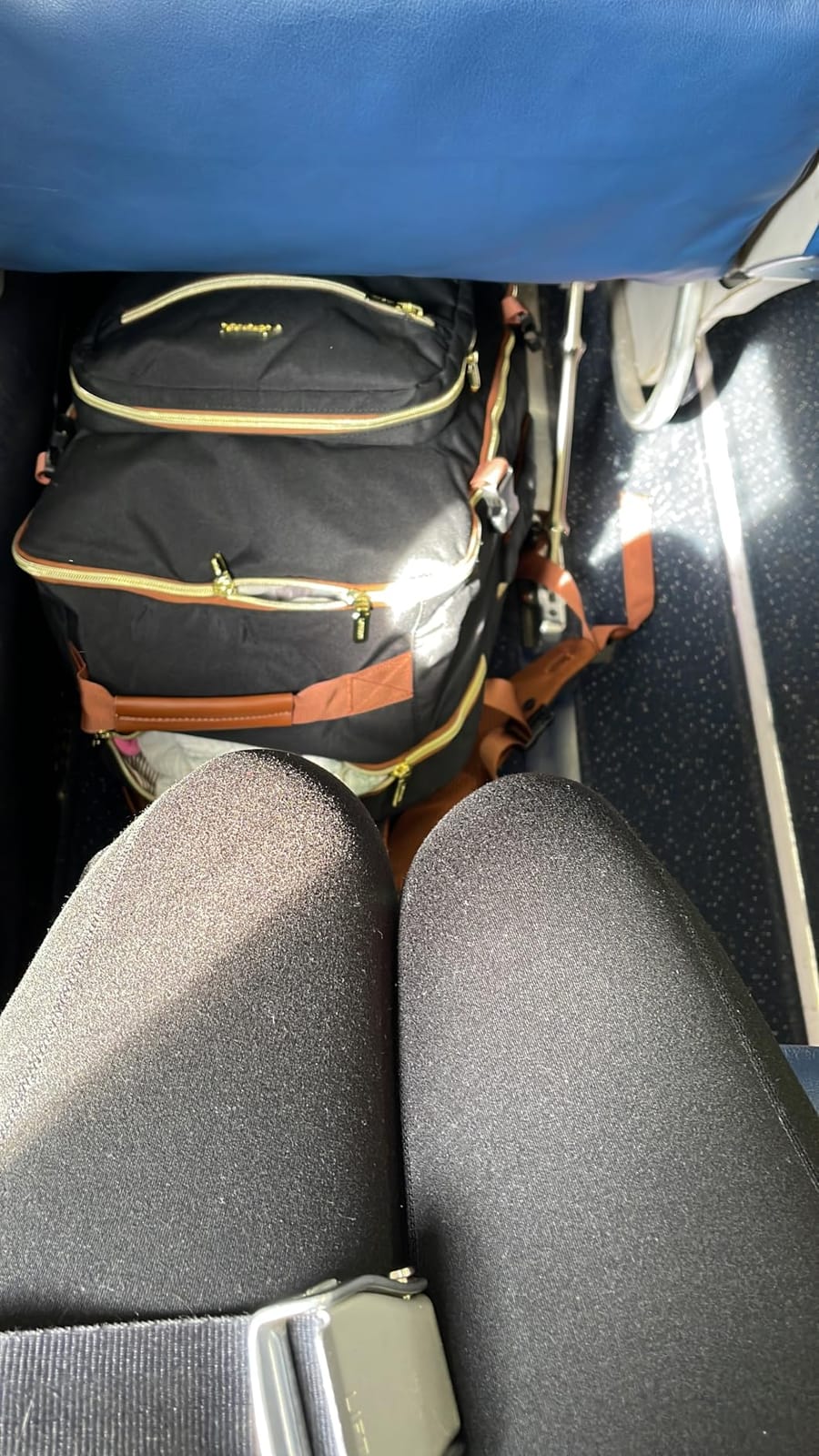 LOVEVOOK Rolling Backpack for Women, 40L Carry On with Wheels, 15.6'' customer photo 2