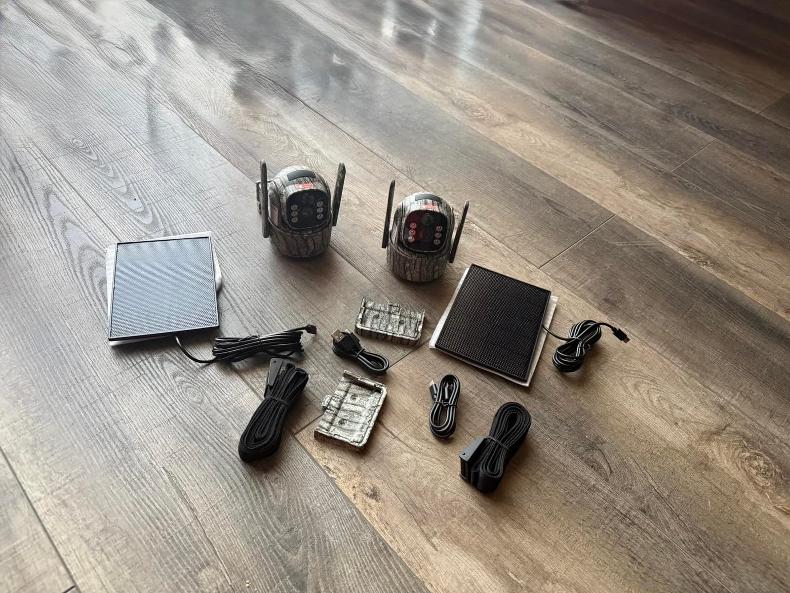 VOOPEAK Trail Camera, 4G LTE Cellular Game Cameras with 360° Live Streaming customer photo 1