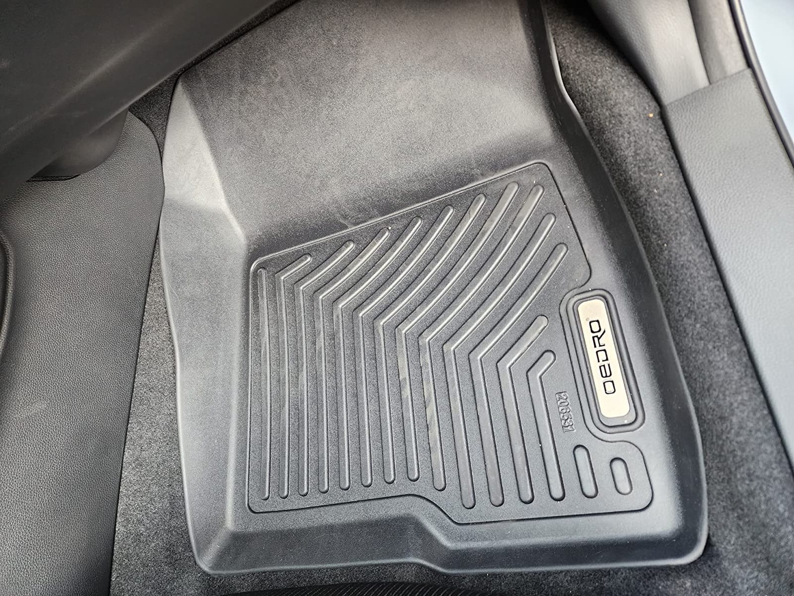 OEDRO Floor Mats Fits Tesla Model Y Juniper 2025 2026 5-Seater customer photo 1