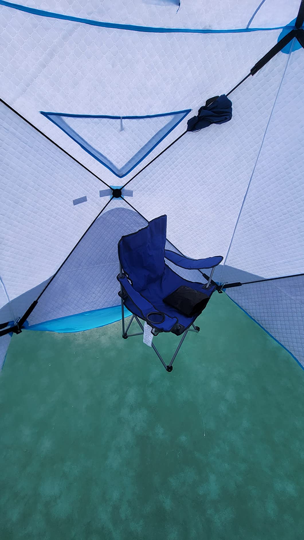 Outsunny 2/4/8 Person Pop-up Insulated Ice Fishing Tent customer photo 1