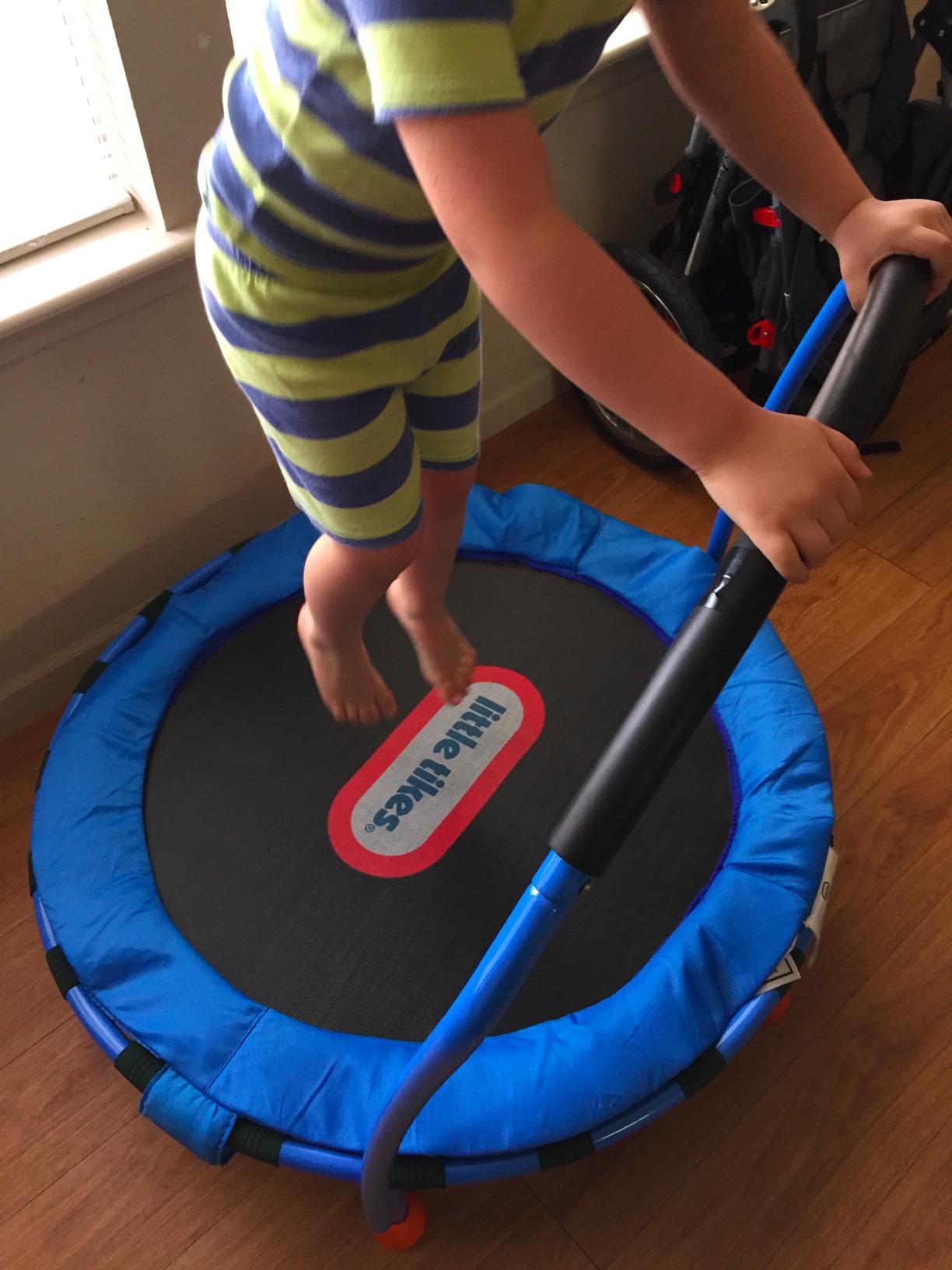 Little Tikes 3' Trampoline – (Amazon Exclusive) customer photo 2