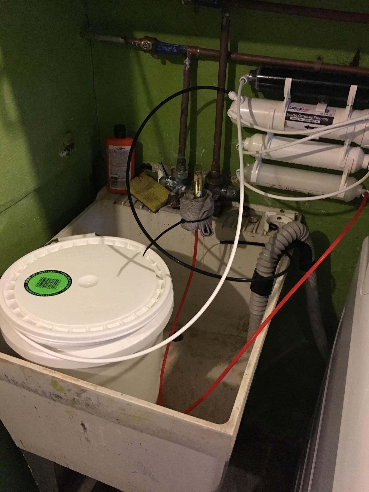 LiquaGen 4 Stage Reverse Osmosis and Deionization (RO/DI) Portable Space Saver Water Purification System | Water Filtration System for Aquarium Filter Processes + Manual Flush Valve (50 GPD) customer photo 2