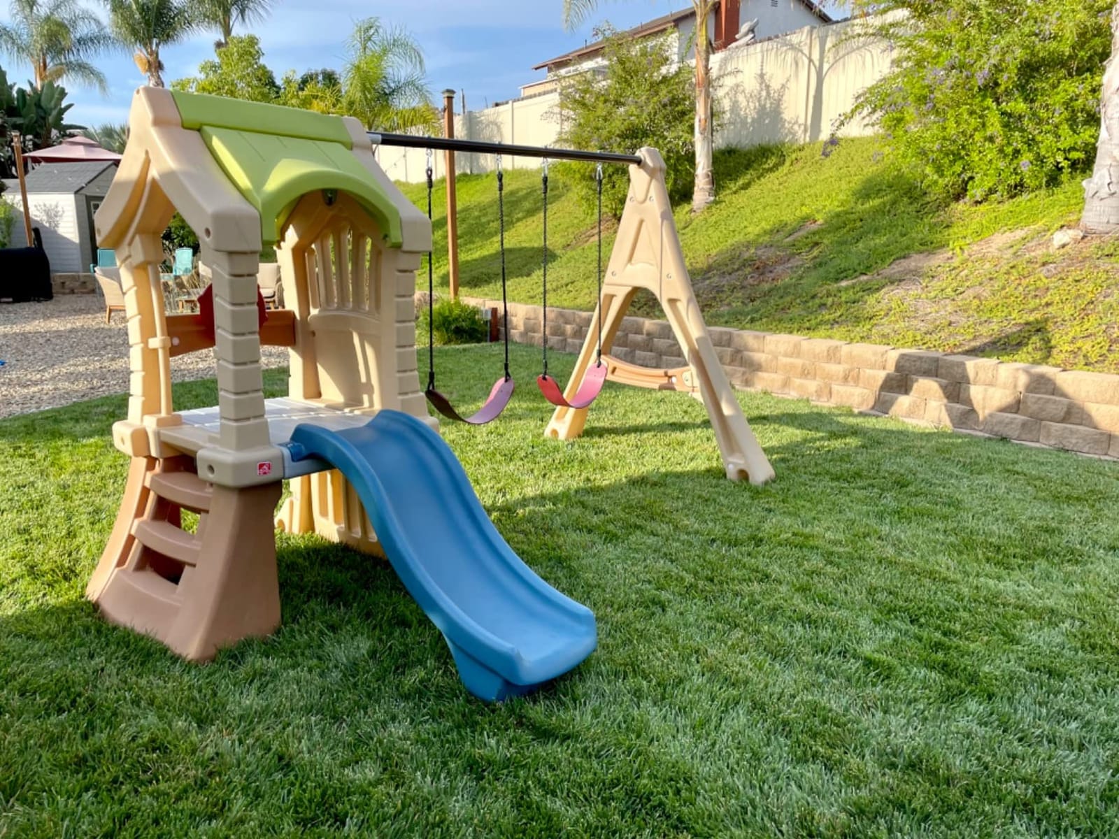 Step2 Play Up Gym Set for Kids, Outdoor Swing Set, Backyard Slide, Swings, Playhouse, & Crawl Space, Two Tier, Easy Set Up, Toddlers Ages 3-6 Years Old customer photo 2