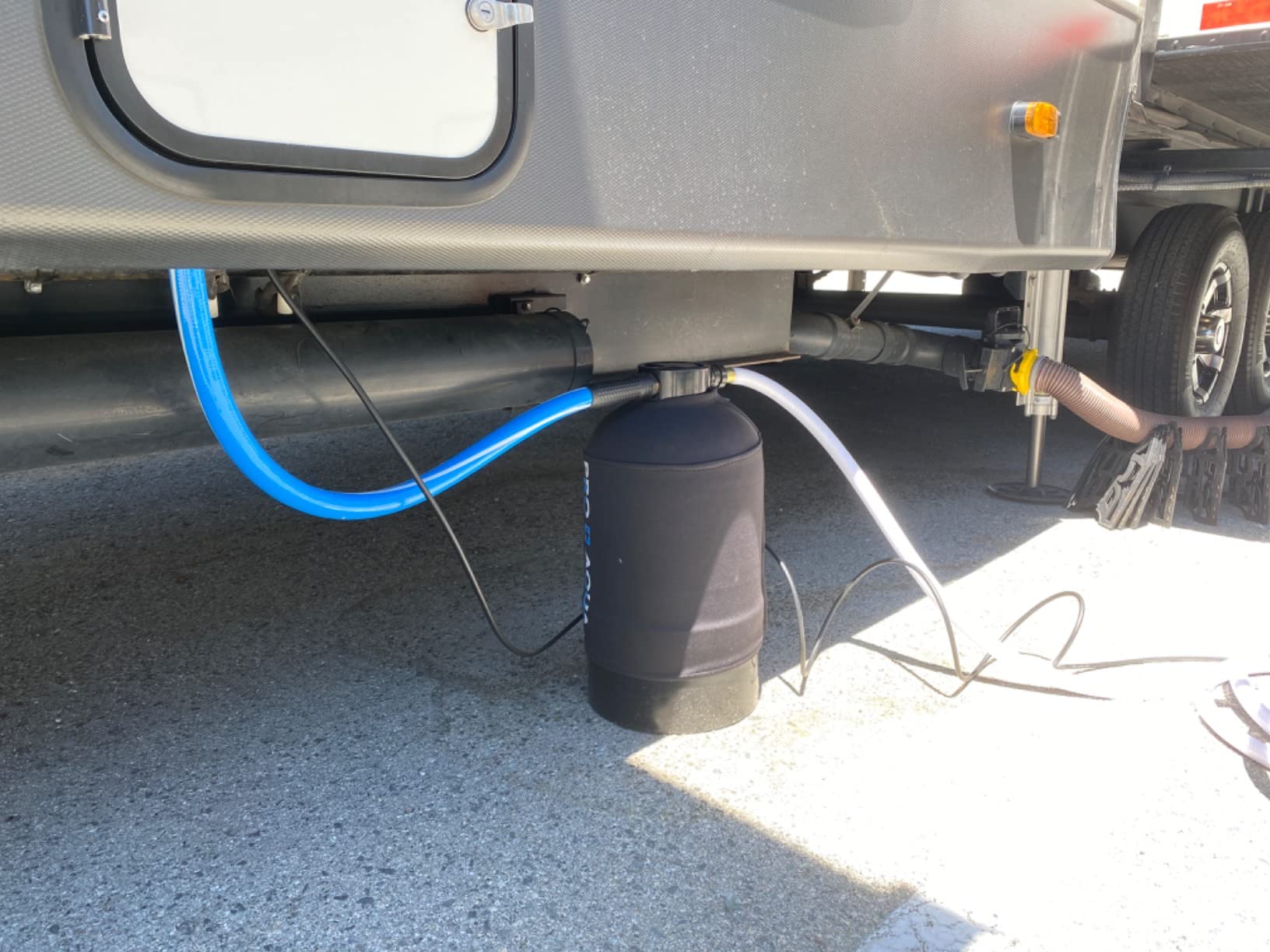 PRO+AQUA 16,000 Grain Portable Water Softener for RV, Trailers, Boats, Mobile Car Wash, Pressure Wash – Protects Water Systems customer photo 1