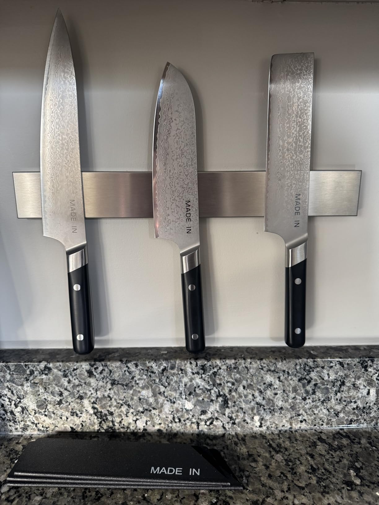 Modern Innovations 10 Inch Stainless Steel Magnetic Knife Bar with Multipurpose Use as Knife Holder, Knife Rack, Knife Strip, Kitchen Utensil Holder, Tool Holder, Art Supply Organizer, Home Organizer customer photo 2
