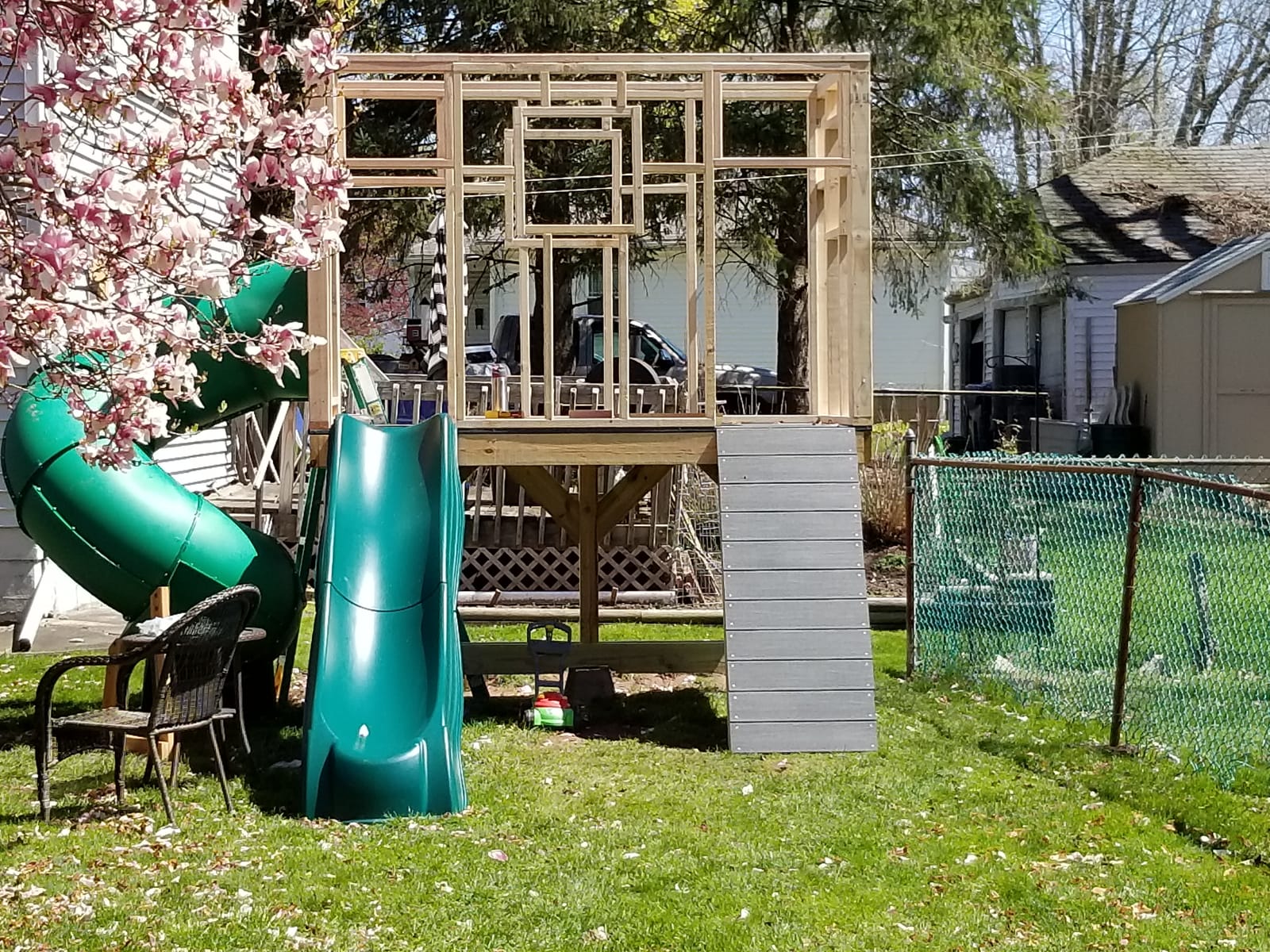 Backyard Discovery Tall Spiral Tube Slide - Right Exit, Green - Mounts To 5 Ft. Deck Height customer photo 1