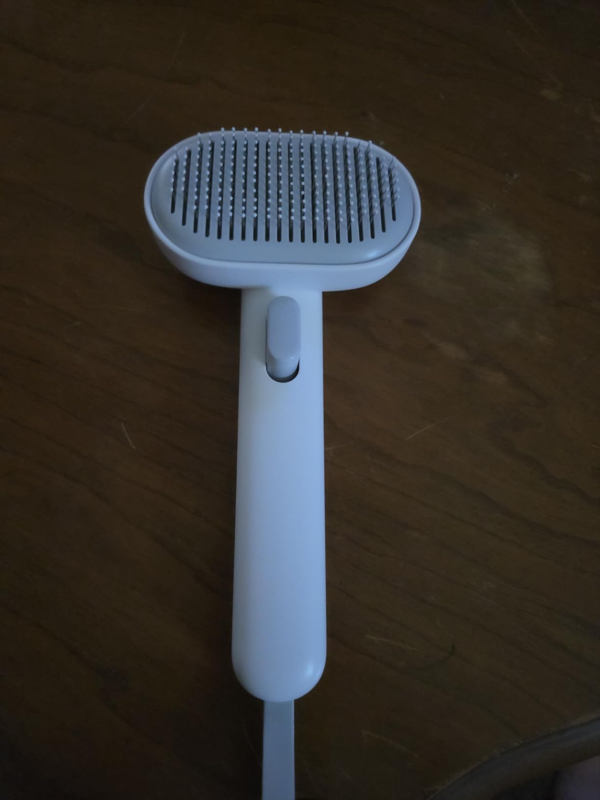 Aumuca Cat Brush for Shedding, Cat Brushes for Indoor Cats, Cat Brush for Long or Short Haired Cats, Cat Grooming Brush Cat Comb for Kitten Rabbit Massage Removes Loose Fur customer photo 2