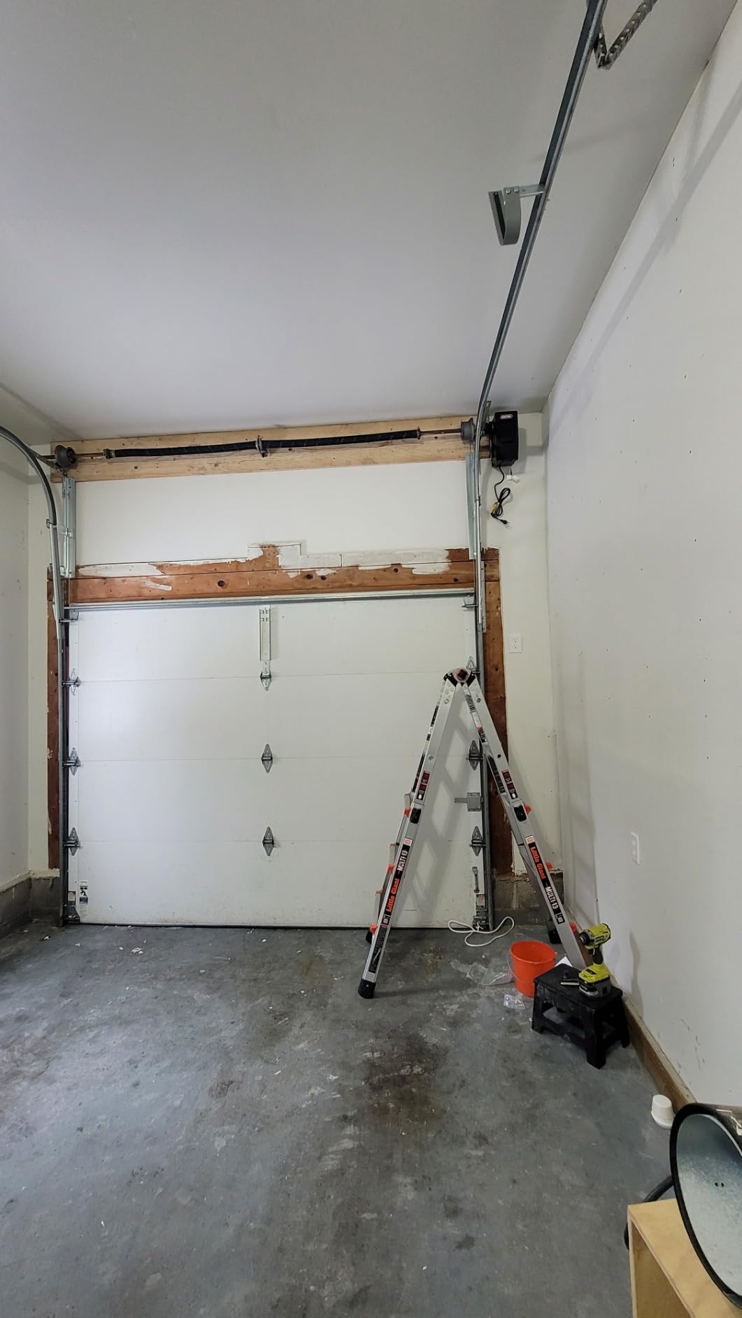 Genie 6172H-O Wall Mount Smart Garage Door Opener with Aladdin Connect, Wall Mounted Compact Space Saving Opener customer photo 2
