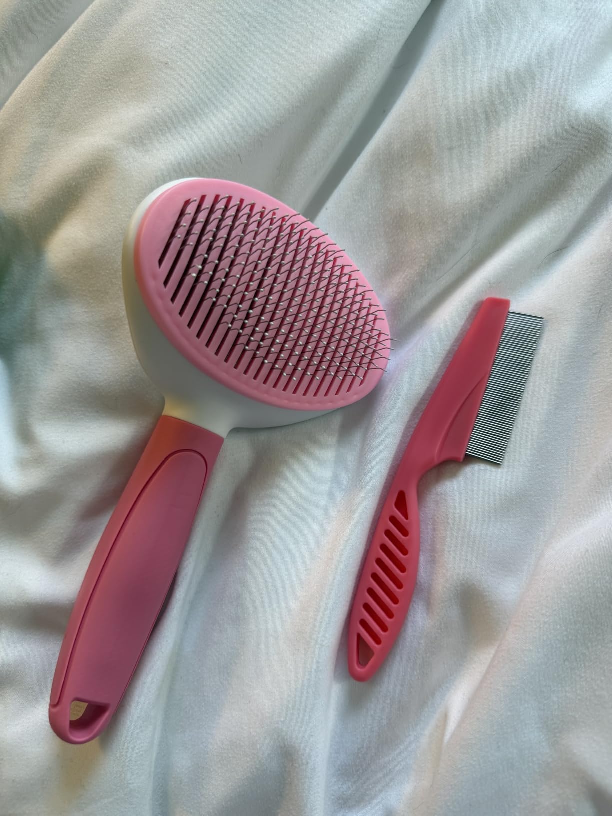 Cat Brushes for Indoor Cats, Dog Brush for Shedding with Metal Cat Comb, Self Cleaning Pet Hair Brush with Release Button for Grooming Kitten(Pink) customer photo 2