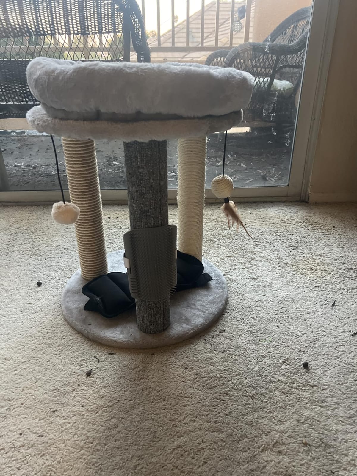 MECOOL 4in1 Small Cat Tree,Scratching Post with Tower Soft Bed, Sisal Carpet Jute Posts with Three Hanging Ball Toys and Massage Brush for Indoor Cats and Kittens customer photo 2