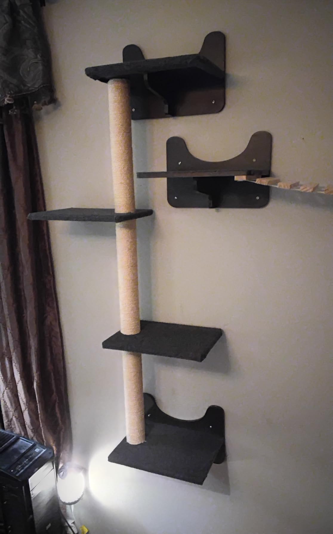 NOVGOBHOT Cat Wall Shelves for Large Cats – 9-Piece Wooden Wall-Mounted Cat Shelves Set, Kitty Climbing System with Perches, Scratching Post & Condo House customer photo 2