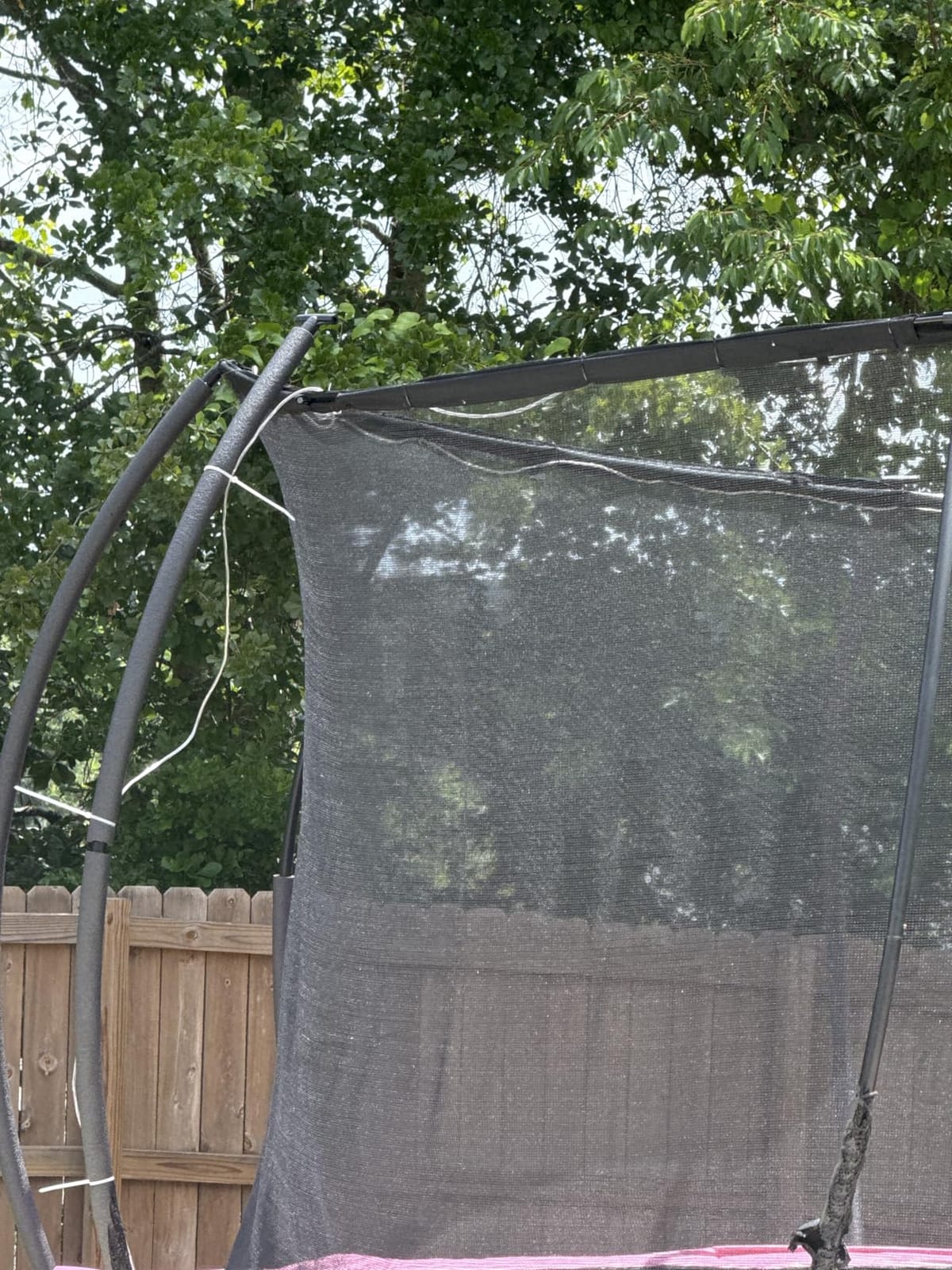DeepRoar 2026 Upgraded 8/10/12/14/15/16FT Pumpkin Tranpoline for Kids, Heavy Duty 1500LBS Outdoor Tranpoline Set with Basketball Hoop, Light & Sprinkler, Recreational Trampolings, ASTM Approved customer photo 1