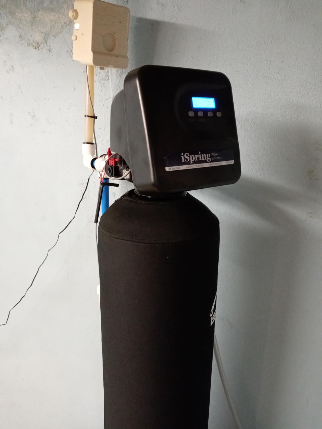 iSpring Whole House Water Filter System, Reduces Chlorine, Chloramine, Lead, Water Filter Lasts up to 5 Years, Model: WF1054 customer photo 1
