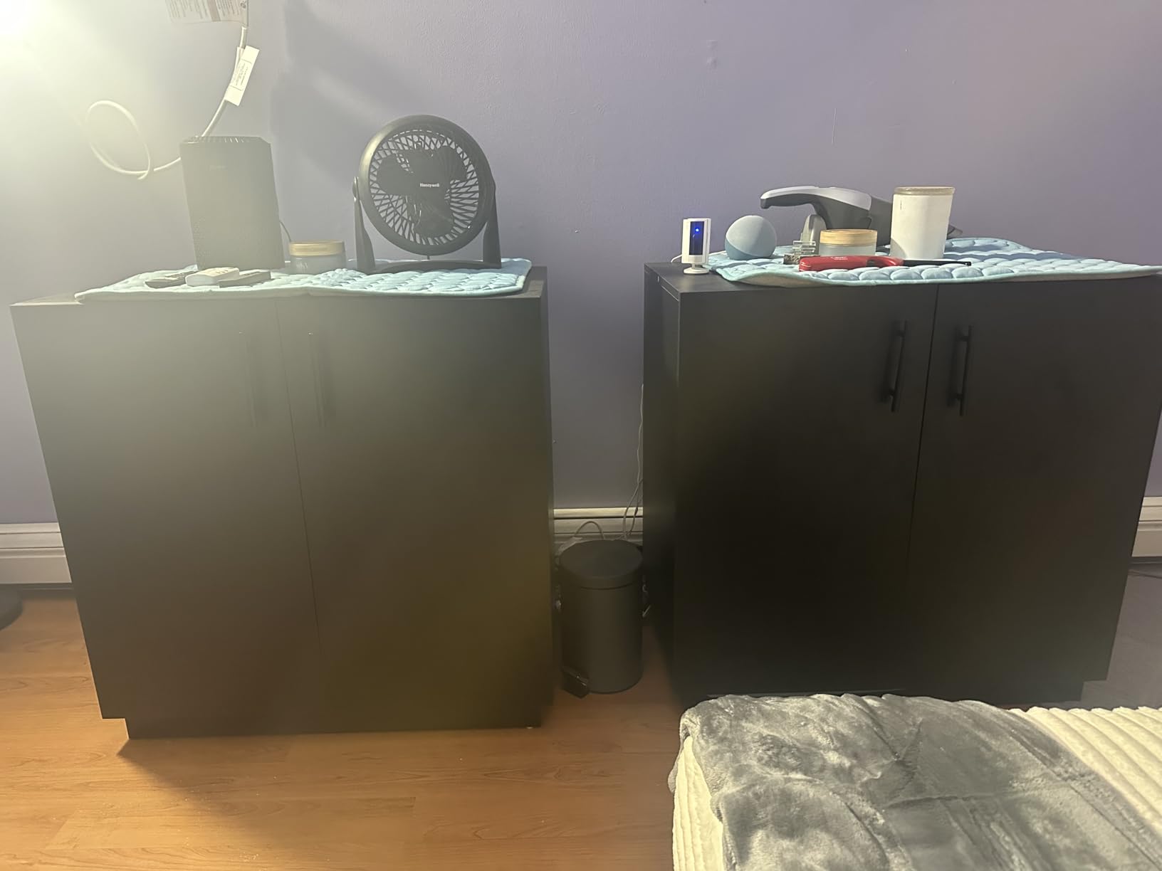 Amunrbrek Large/Tall Litter Box Enclosure, Modern Wooden Litter Box Furniture for XL Litterbox with Hidden Storage as Sideboard Cabinet (Black) customer photo 2
