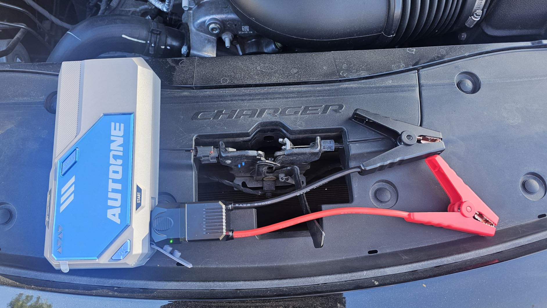 AUTOONE 6000A Car Battery Jump Starter Up to All Gas & 12L Diesel Engine, Car Battery Jumper Starter Portable 12V Jump Box with USB Output, Storage Case, LED Flashlight customer photo 1