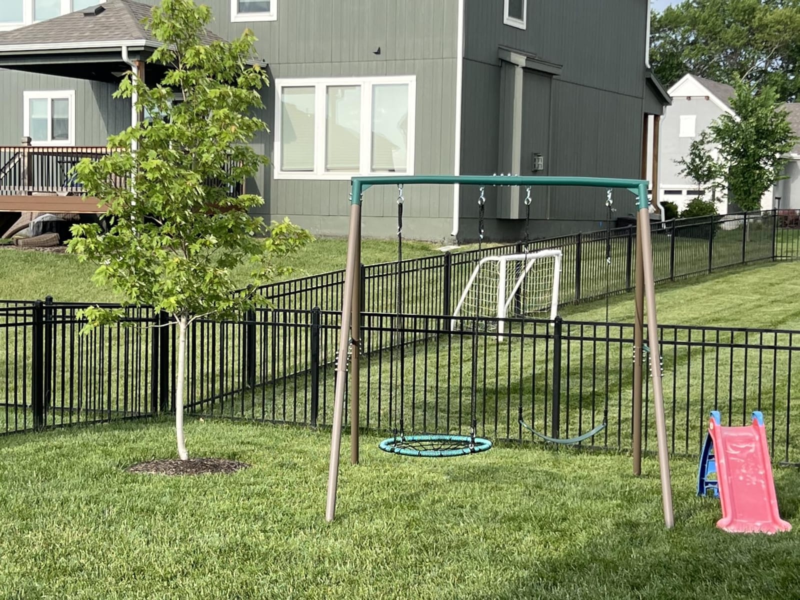 Hapfan 7.5ft Tall Heavy Duty Metal Swing Sets for Backyard customer photo 1