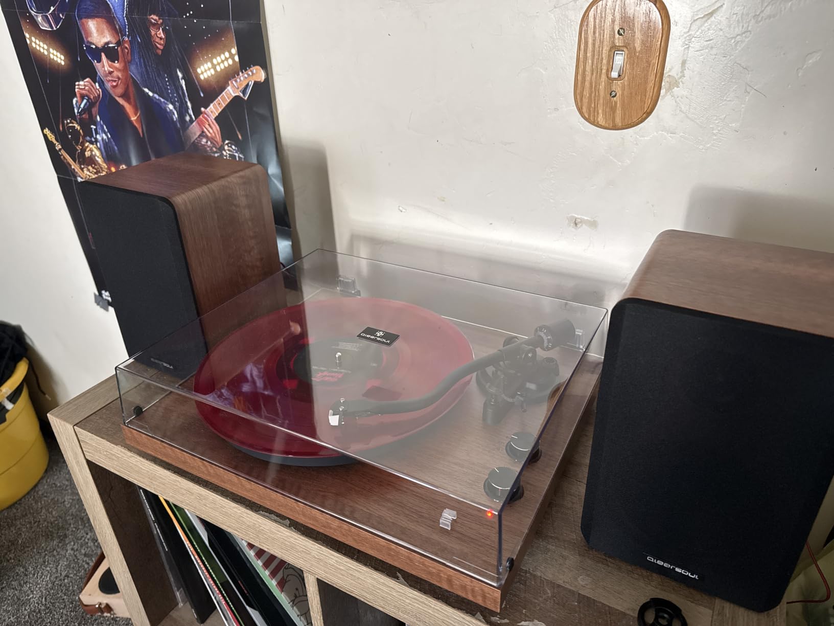 QLEARSOUL SoulBox S1 Vinyl Record Player with Stereo Speakers customer photo 1