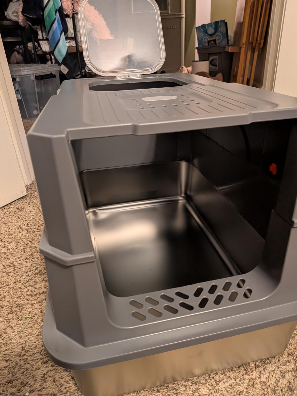 FURTIME Stainless Steel Litter Box with Lid, Enclosed Metal Cat Litter Box customer photo 2