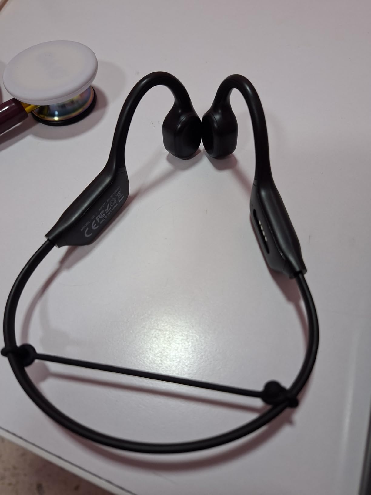 Swimming Headphones - Bone Conduction Bluetooth 6.0 Open Ear Sports Headset, IP68 Waterproof Built-in MP3 Player 32G Memory, for Running, Cycling (Black) customer photo 2