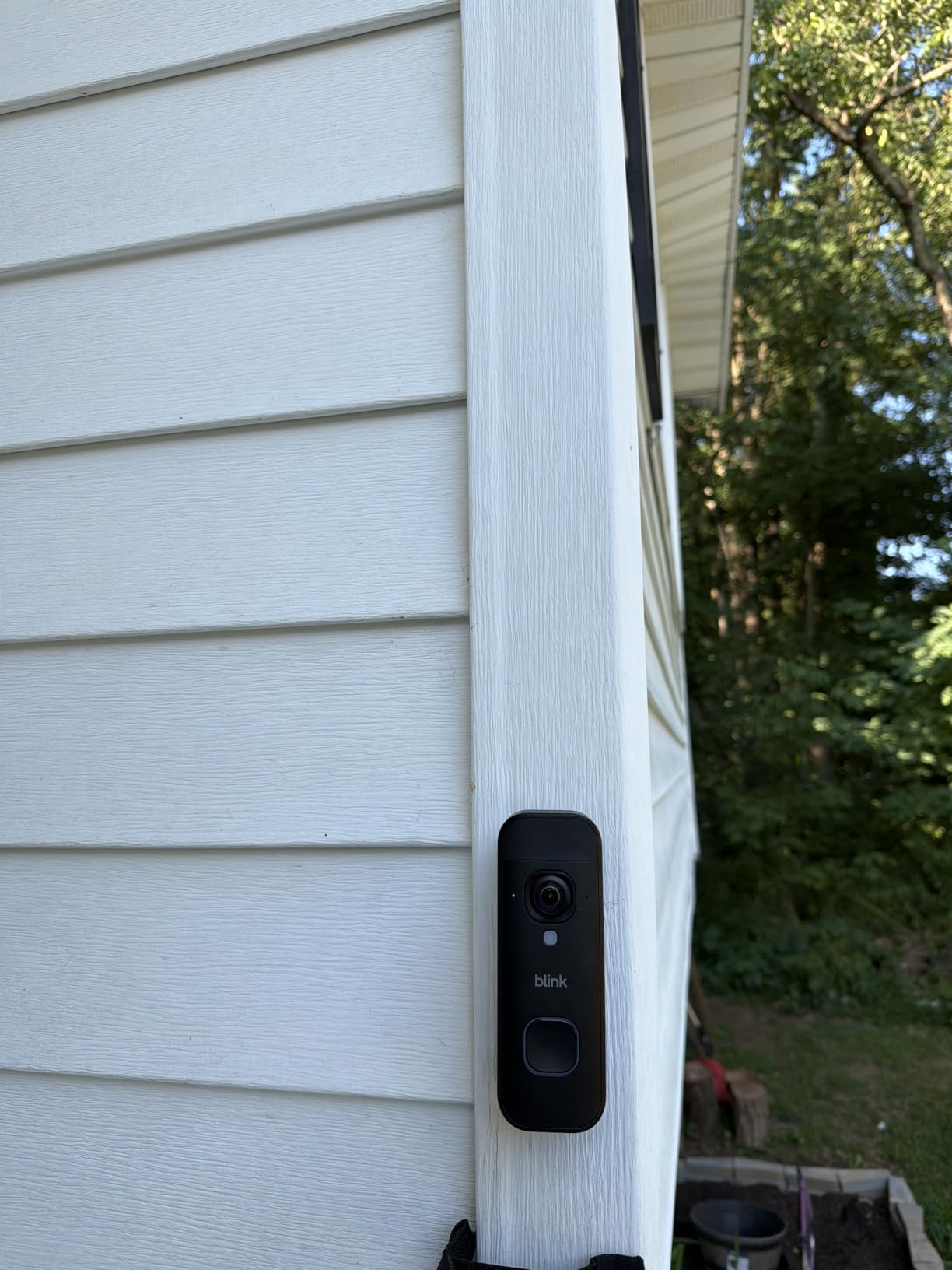 Blink Battery Doorbell 2K+ (newest model) — Wireless video doorbell, 2K video resolution, enhanced audio. Sync Module Core included – System (Black) customer photo 2