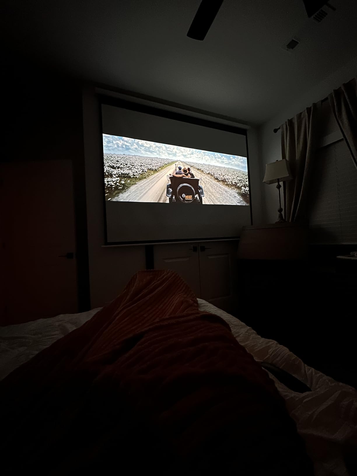 Pyle 84-Inch Pull Down Projector Screen – Manual Roll-Down Matte White Viewing Surface, Auto-Locking Height Adjustment, Wall or Ceiling Mount Design for Home Theater, Office & Classroom Use customer photo 1