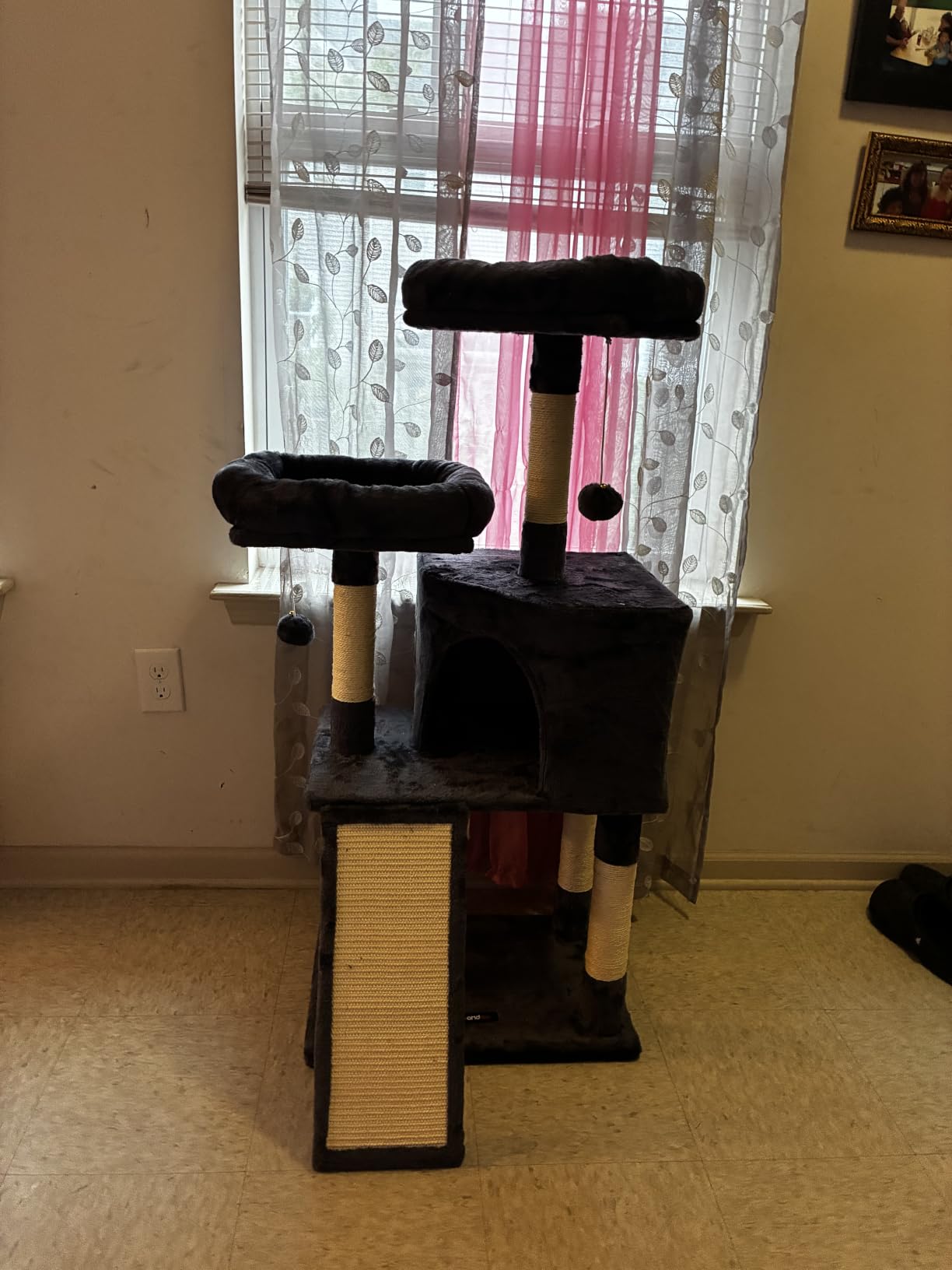 SONGMICS HOME Cat Tree, Scratching Ramp, Multi-Level Cat Condo customer photo 1